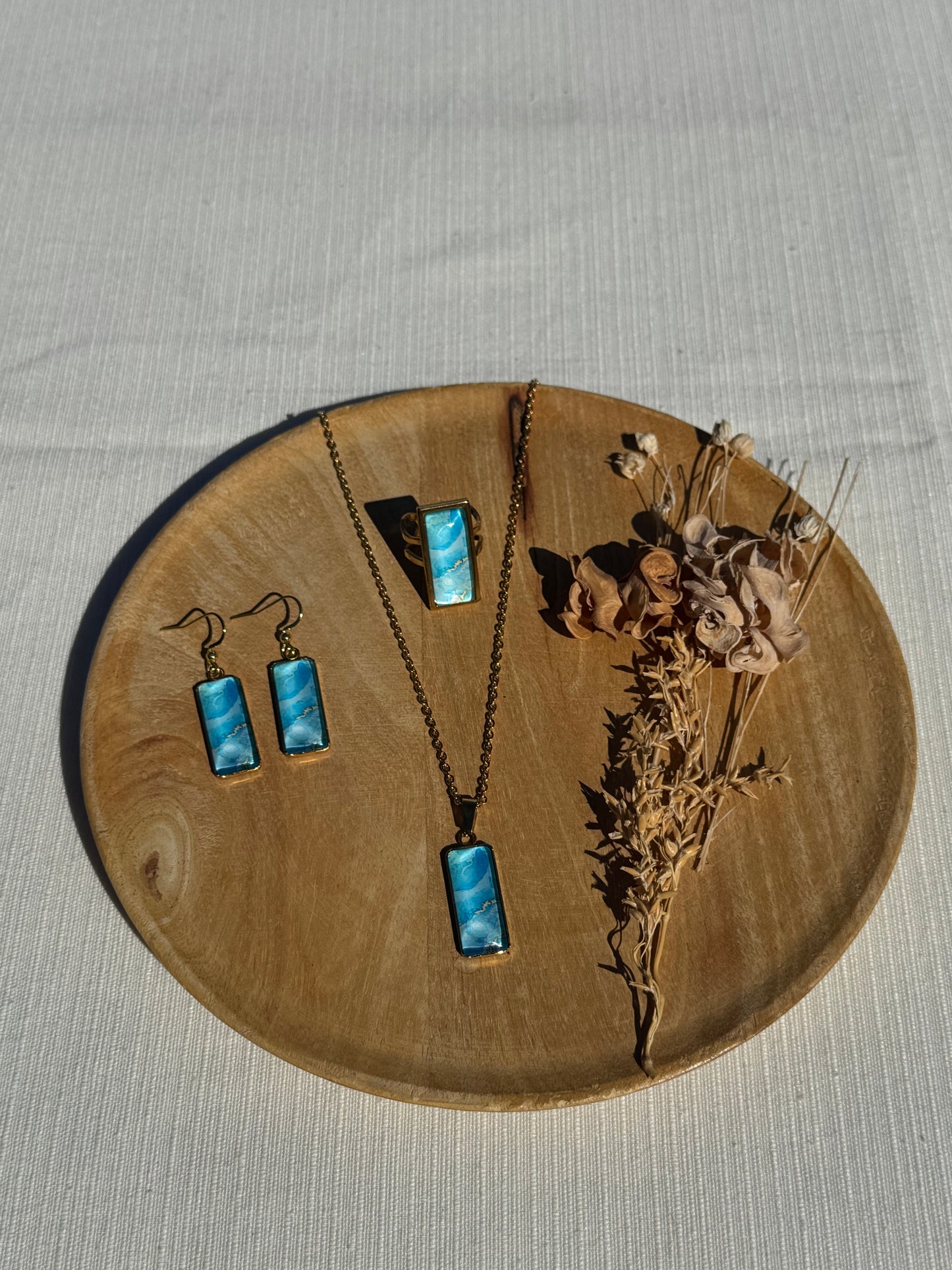Oorbellen , ring , ketting - geïllustreerde glas en roestvrijstaal - licht blauw